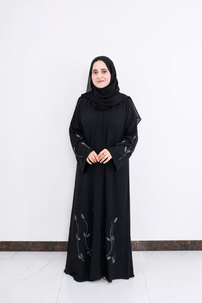 Black Vine-Embellished Minimalist Abaya